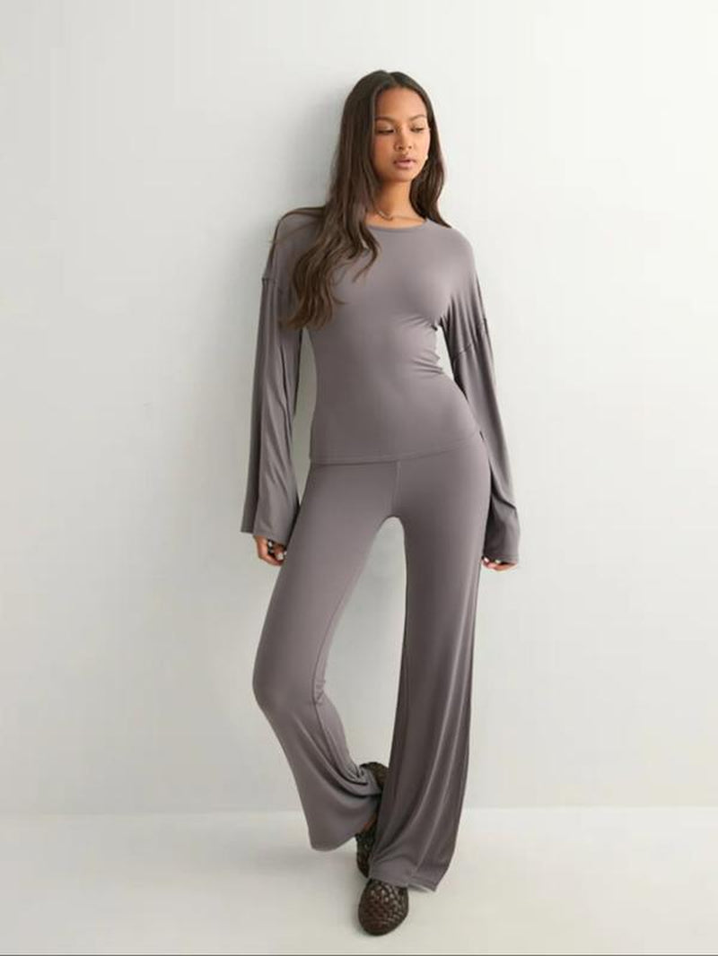 Elevate Your Fall Wardrobe with Our Chic Women's Round Neck Flare Sleeve Top & Elastic Waist Straight Leg Pants Set - Perfect for Casual Daily Wear!