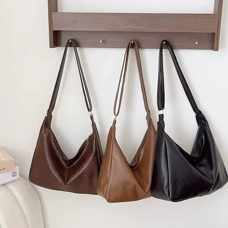 Elevate Your Style with the PU Leather Vintage Casual Tote Bag - A Chic Crossbody for the Modern Woman with Ample Storage